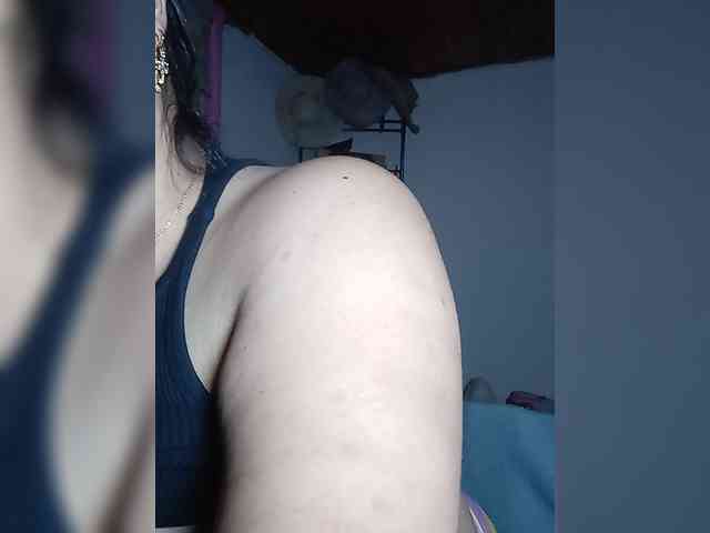 KATYGONZALEZ webcam