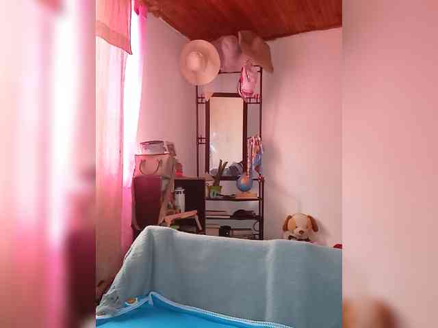 KATYGONZALEZ webcam