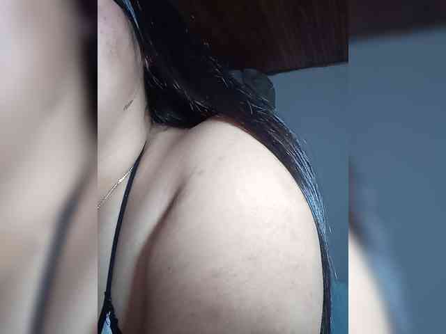 KATYGONZALEZ webcam