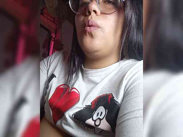 KATYGONZALEZ webcam