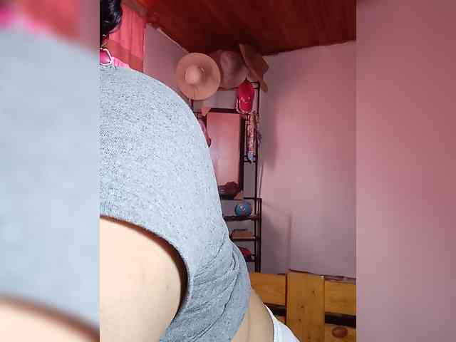 KATYGONZALEZ webcam