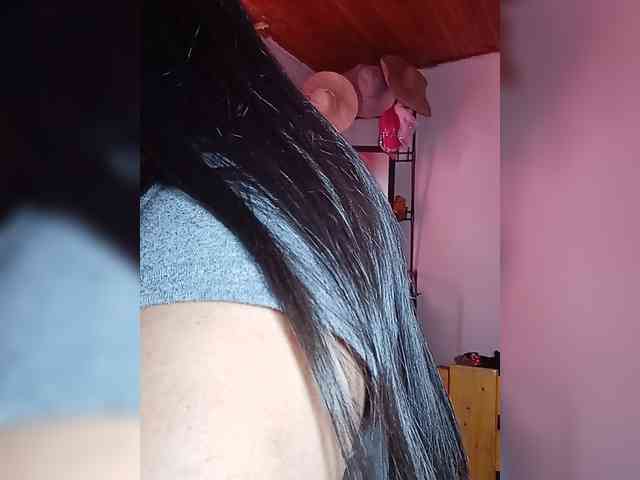 KATYGONZALEZ webcam