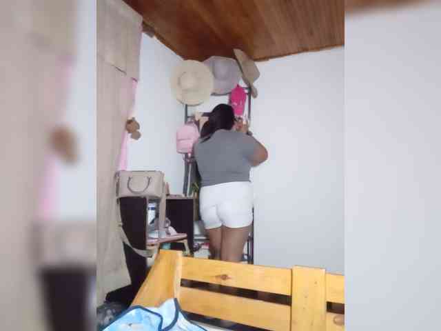 KATYGONZALEZ webcam