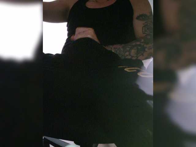-hornycouple-