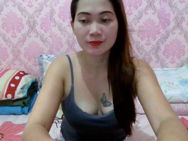 Pinky121 live webcam show
