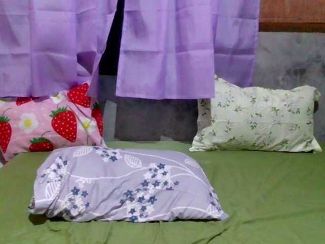 Pinky121 live cam on BongaCams
