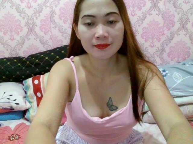 Pinky121 live cam on BongaCams