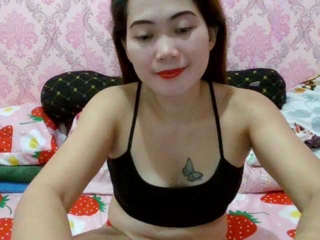 Pinky121 live cam on BongaCams