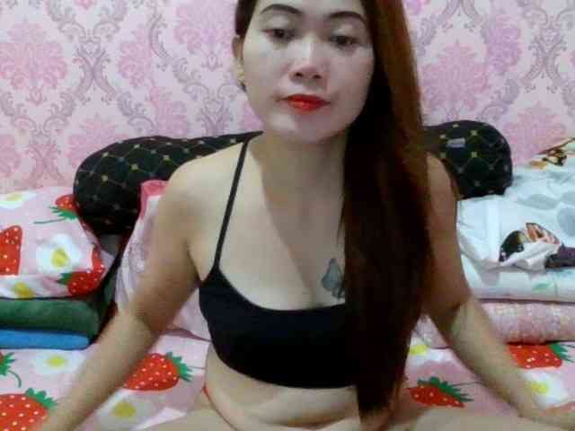 Pinky121 Live Webcam on BongaCams