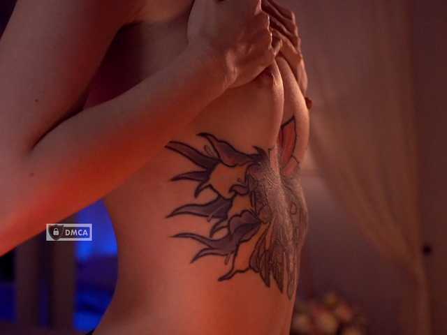 HoneyCherry live cam on BongaCams