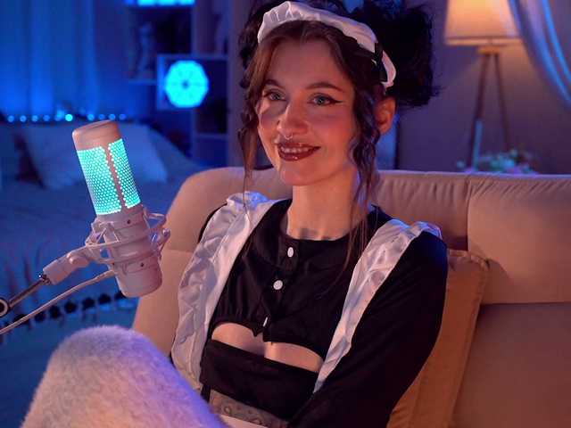 HoneyCherry live cam on BongaCams