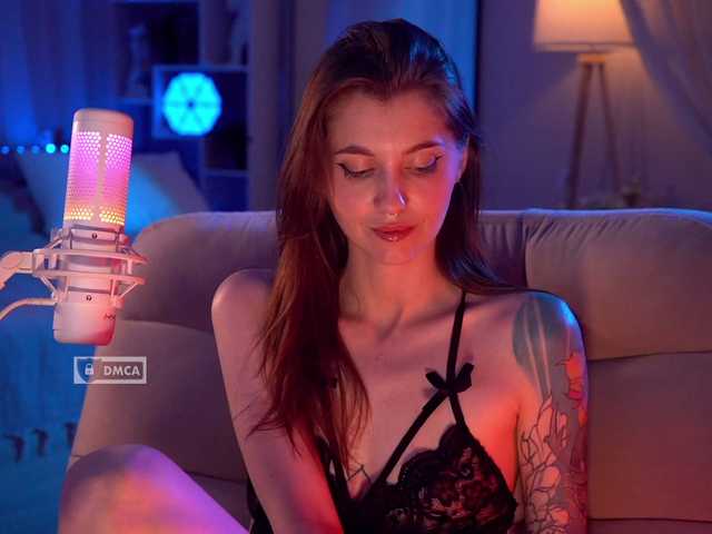 HoneyCherry live cam on BongaCams