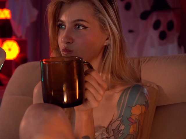HoneyCherry live cam on BongaCams