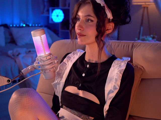 HoneyCherry live cam on BongaCams