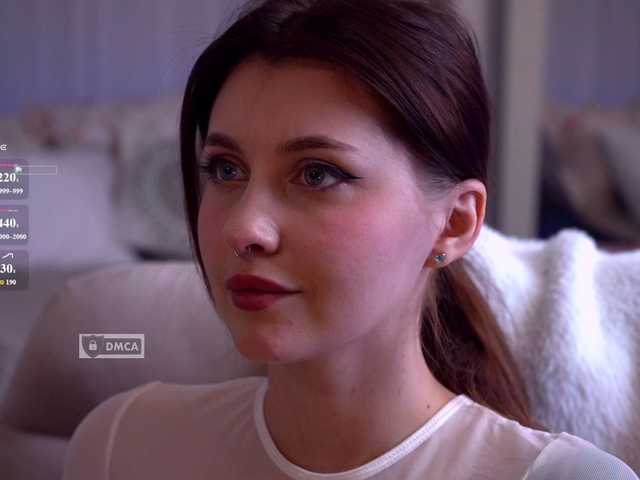 HoneyCherry's BongaCams show and profile