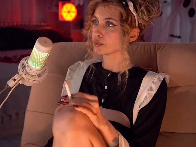 HoneyCherry live cam on BongaCams