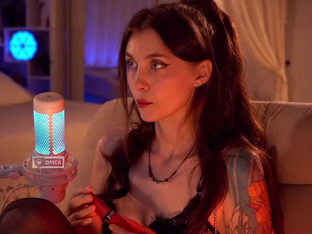 HoneyCherry live cam on BongaCams