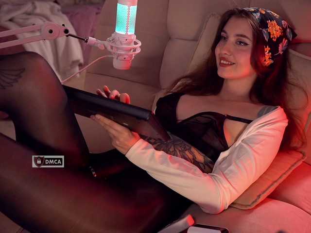 HoneyCherry live cam