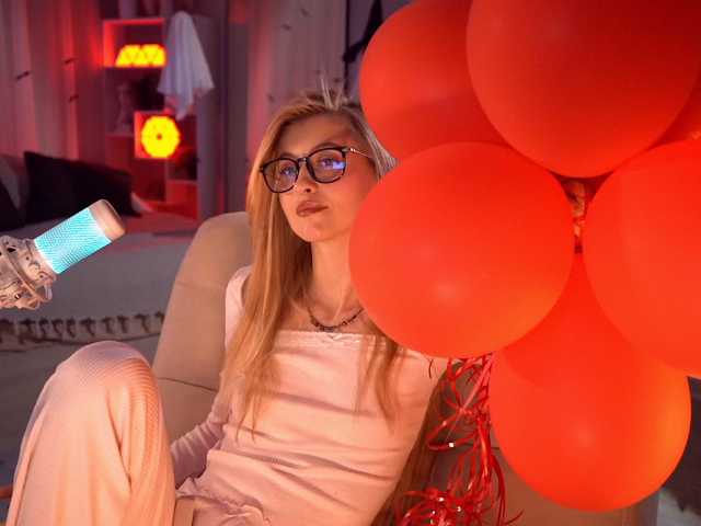 HoneyCherry live cam on BongaCams