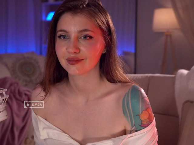 HoneyCherry live cam on BongaCams