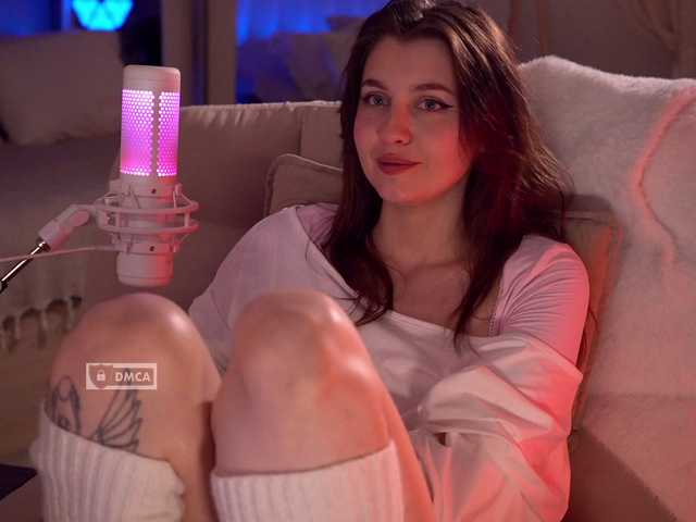 HoneyCherry live cam on BongaCams