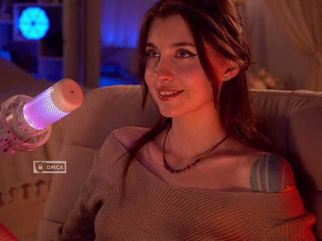 HoneyCherry live webcam show