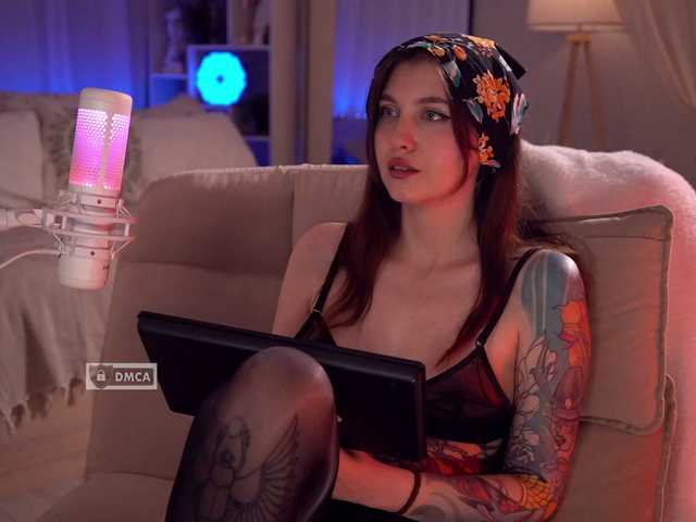 HoneyCherry live cam on BongaCams