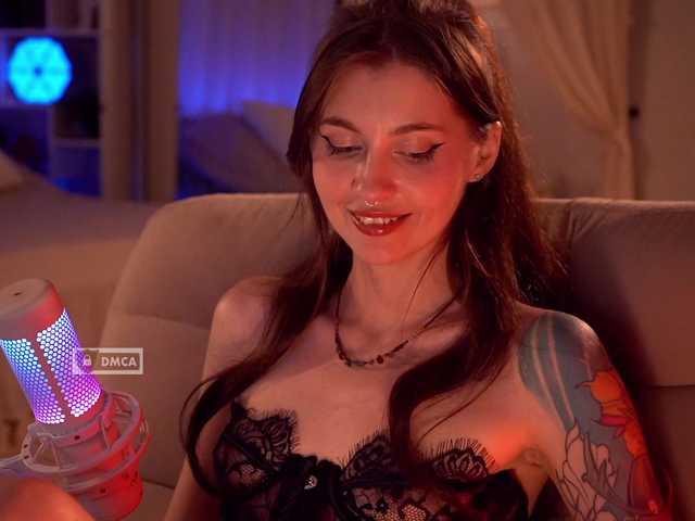HoneyCherry live cam on BongaCams