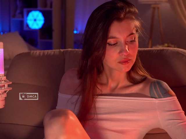 HoneyCherry live cam on BongaCams