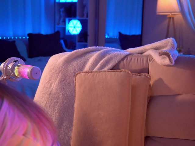 HoneyCherry live cam on BongaCams