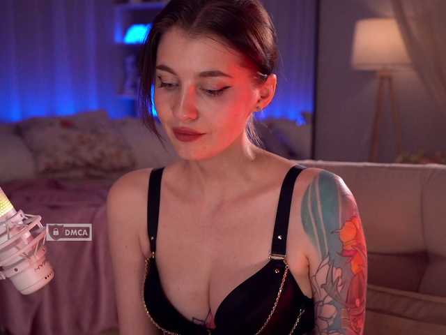 HoneyCherry live cam on BongaCams