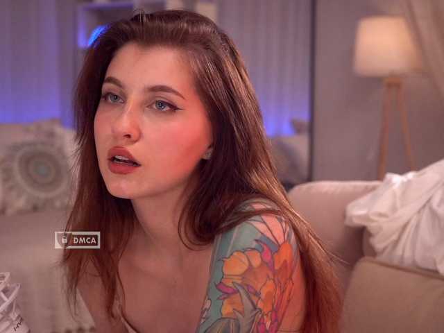 HoneyCherry live cam on BongaCams