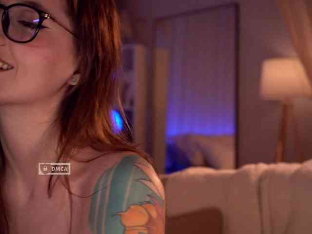 HoneyCherry webcam