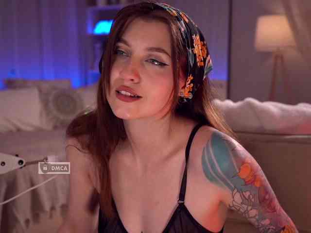 HoneyCherry webcam