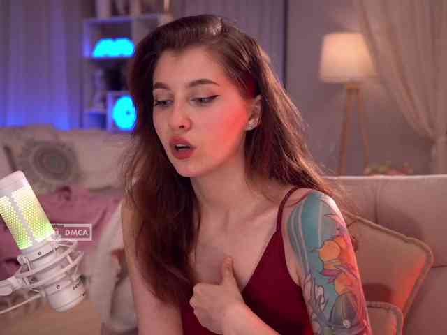 HoneyCherry webcam