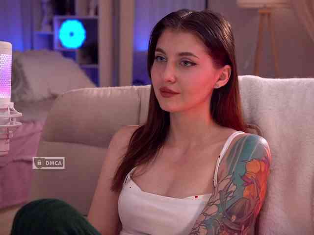 HoneyCherry webcam