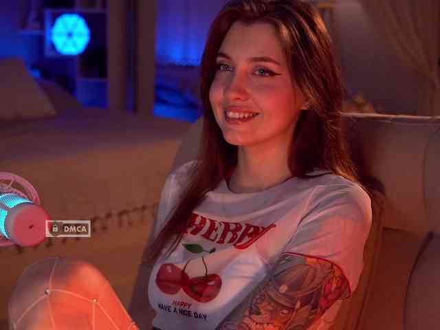 HoneyCherry webcam