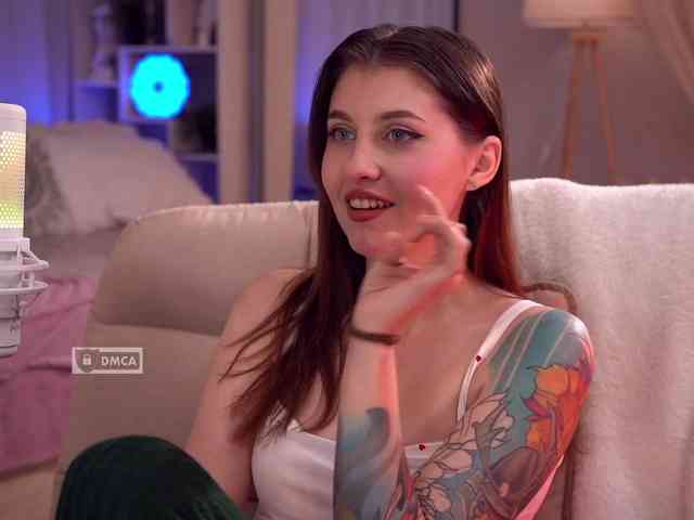 HoneyCherry webcam