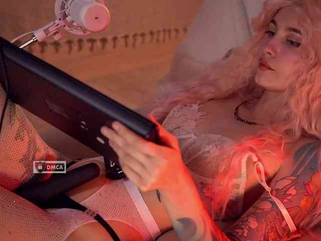 HoneyCherry Sex Cam Show