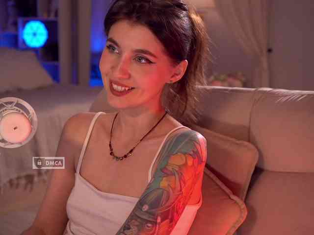 HoneyCherry webcam