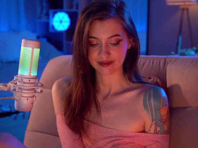HoneyCherry webcam