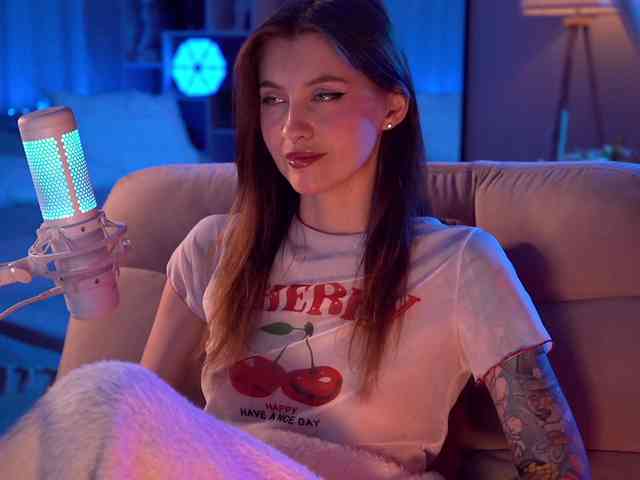 HoneyCherry webcam