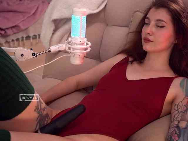 HoneyCherry webcam