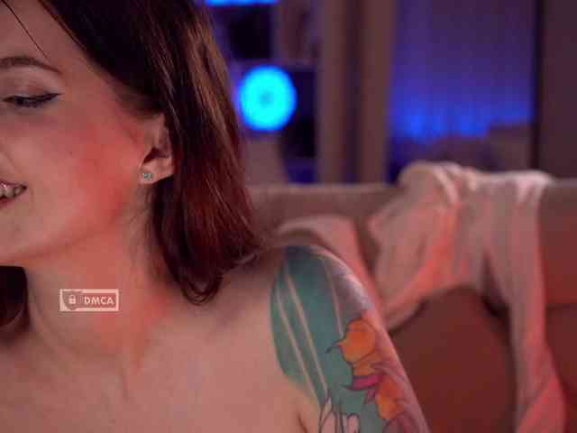 HoneyCherry webcam