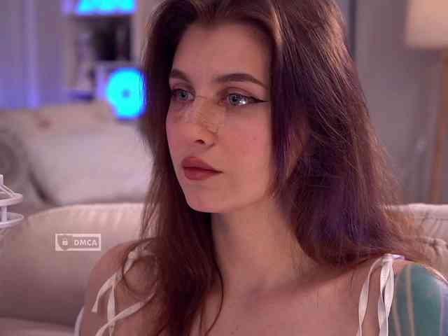 HoneyCherry webcam