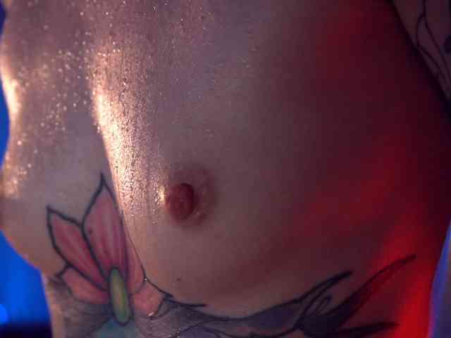 free nude videochat HoneyCherry