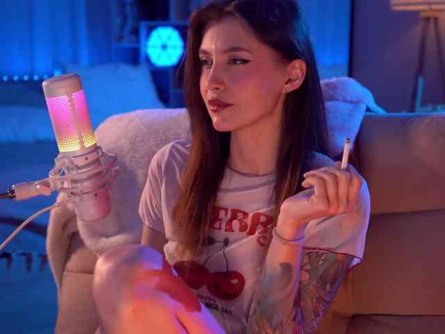 HoneyCherry webcam