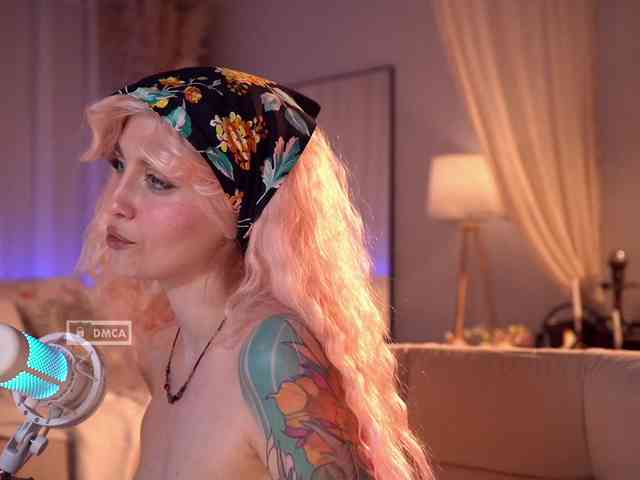 HoneyCherry Sex Cam Show