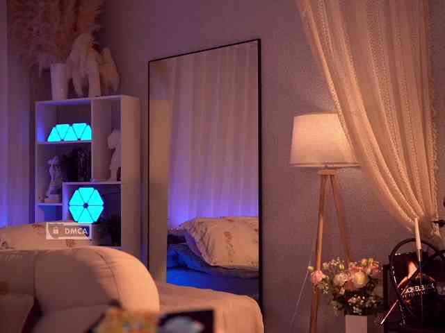 HoneyCherry webcam
