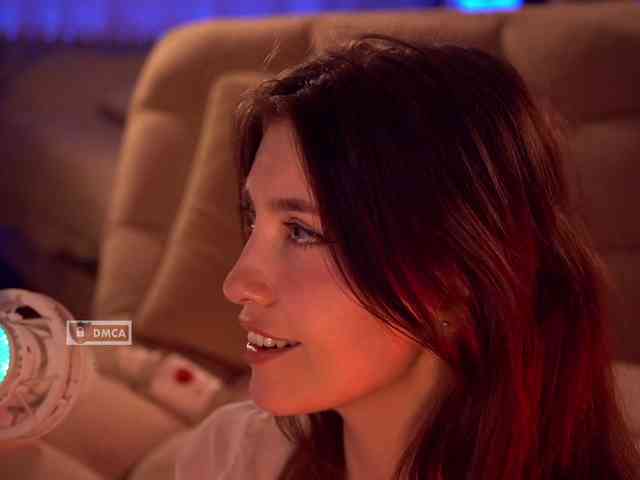 HoneyCherry webcam